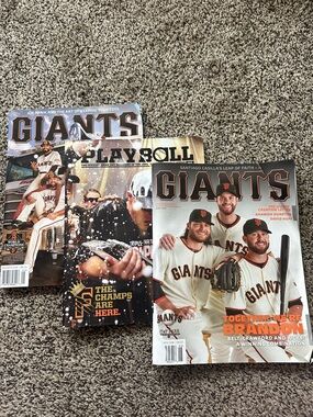San Francisco & Fresno Grizzlies   - Giants Magazine Lot